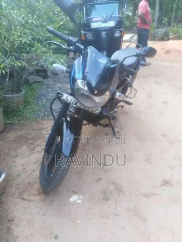 Bajaj Discover 2009