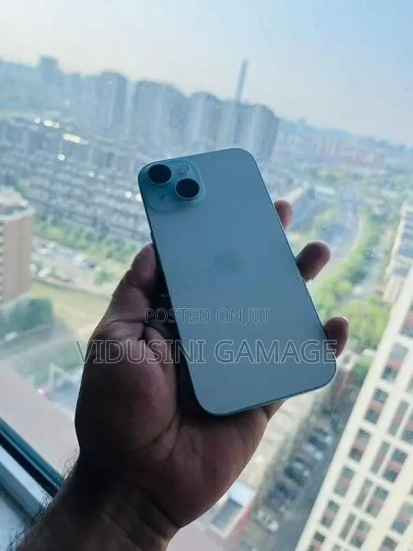 Apple iPhone 15 256GB (Used)