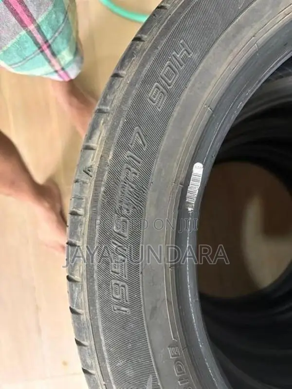 195*65*17 Dunlop Tyres