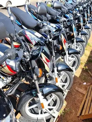 Bajaj CT100 2026
