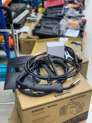 MIG-950 IGBT 3 200A Welding Machine ( 3-in-1 Inverter )