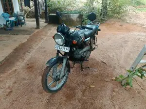 Bajaj Boxer 2012