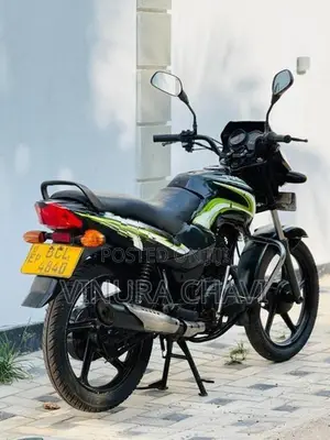 TVS Metro 2015