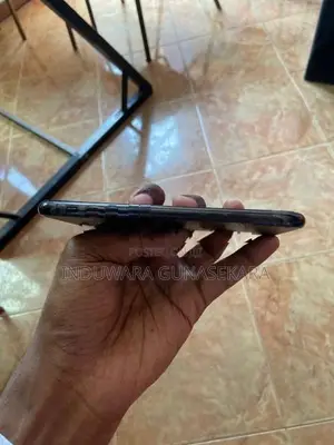 Apple iPhone X (Used)