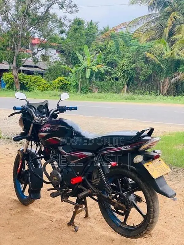Bajaj Discover 100 bike 2018