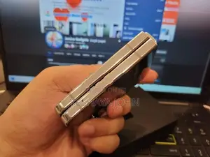 Samsung Galaxy Z Flip 5 256GB (Used)
