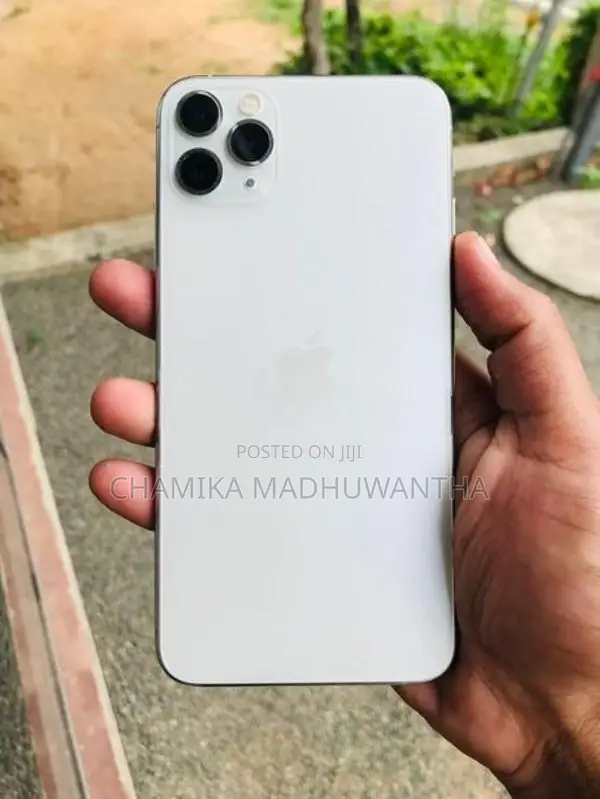 Apple iPhone 11 Pro Max (Used)
