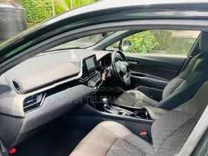 Toyota CHR NGX Turbo 2018