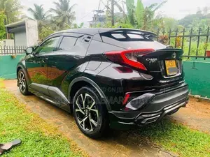 Toyota CHR NGX Turbo 2018