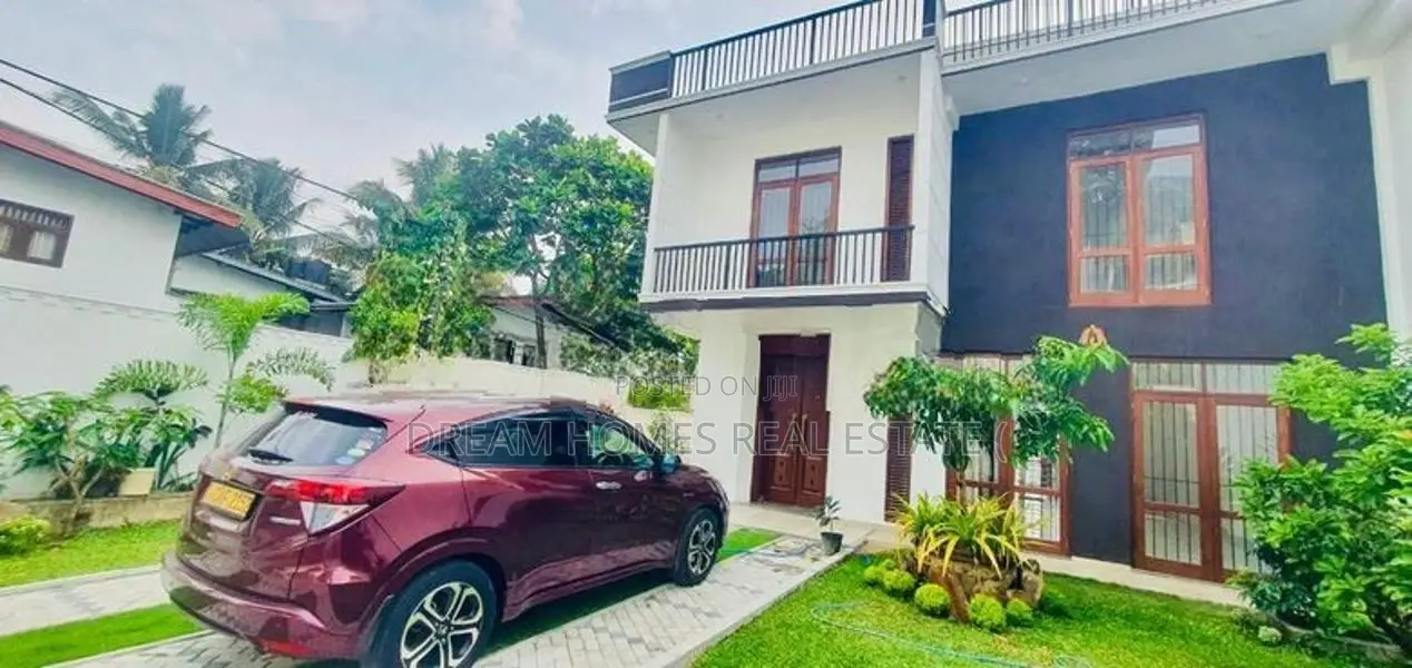 Ultra-Luxury Brand New 3-Storey House with Swimming Pool for Sale Mala