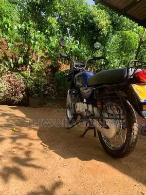 Bajaj Boxer 2010