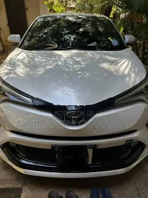 Toyota CHR NGX Turbo 2018