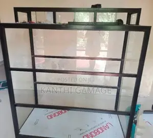Glass showcase