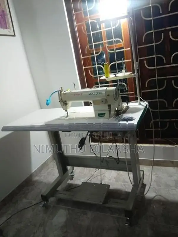 Zoje Sewing Machine