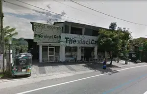 Prime Commercial Property with 3-Storey Building for Sale – Thalwatte