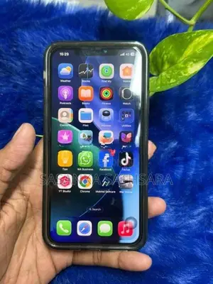 Apple iPhone 11 Pro Max (Used)