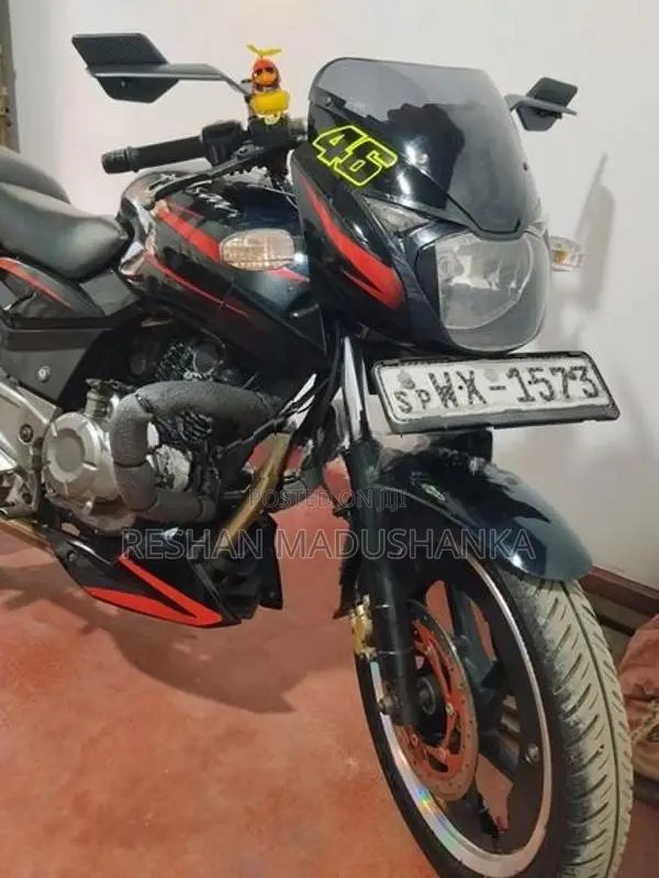 Bajaj Pulsar 180 2011