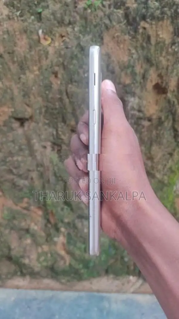 Samsung Galaxy J8 (Used)