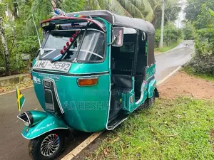 Bajaj RE 2004