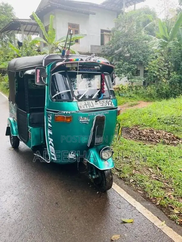 Bajaj RE 2004