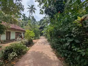 Land for Sale in Mirigama