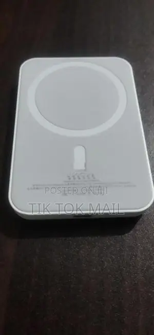 Wireless Power Bank