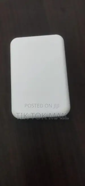 Wireless Power Bank