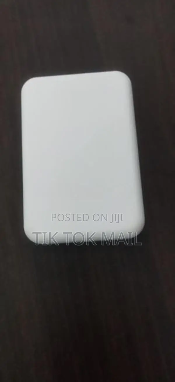 Wireless Power Bank