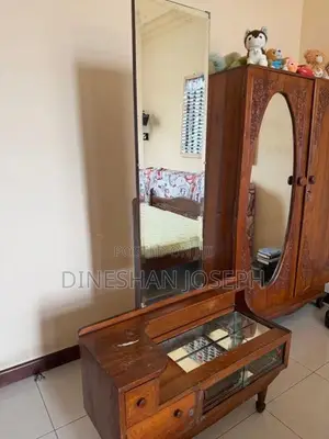 Bedroom Furniture Set