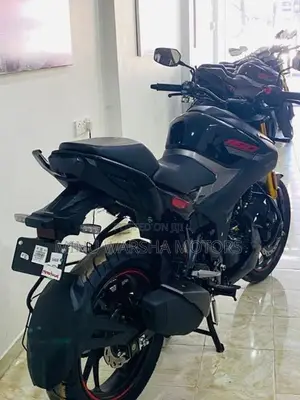 Hero Hunk 160R Brand New 2026