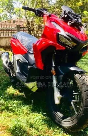 Honda ADV 160 2025