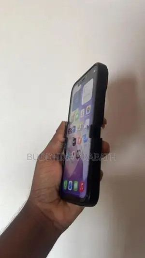 Apple iPhone 11 (Used)