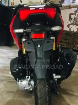 Honda ADV 160 2025