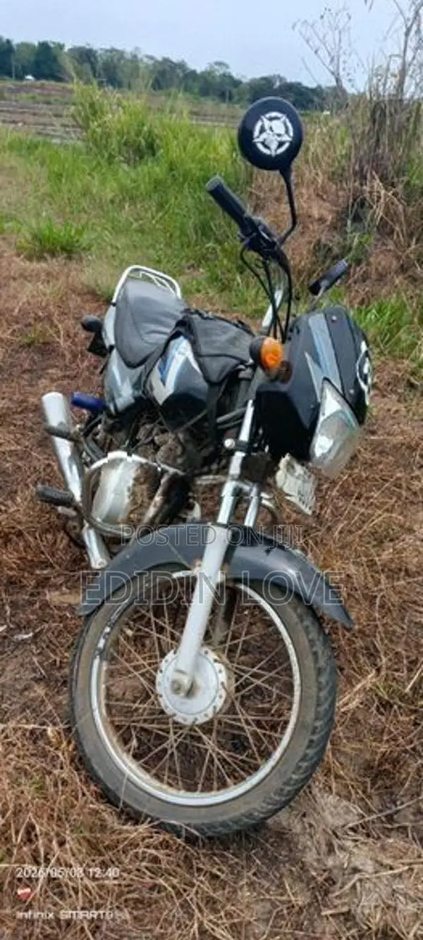 Bajaj CT100 2026
