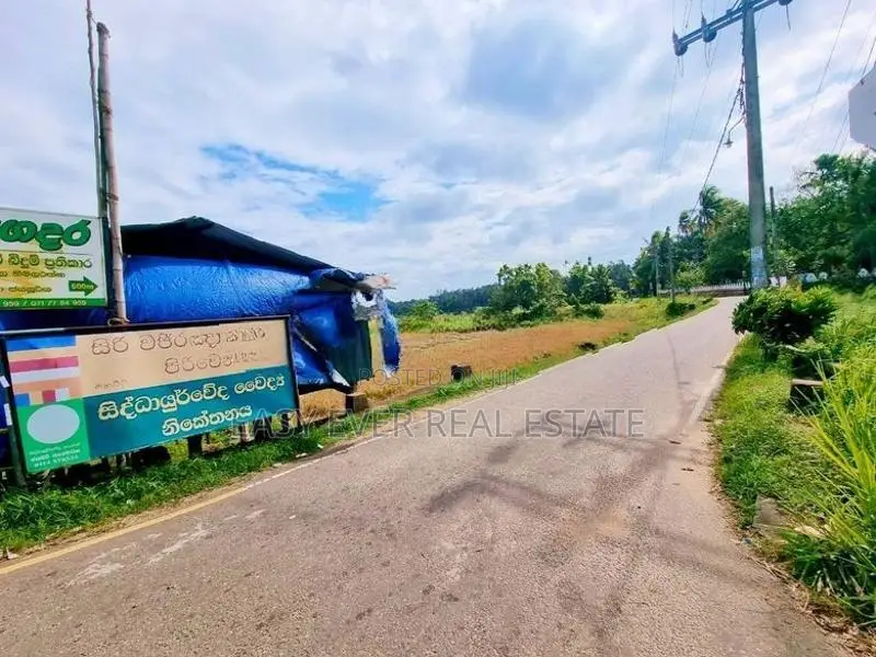 Land for Sale in Yakkala