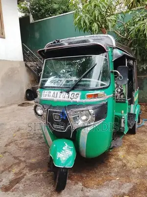 Bajaj RE 2014