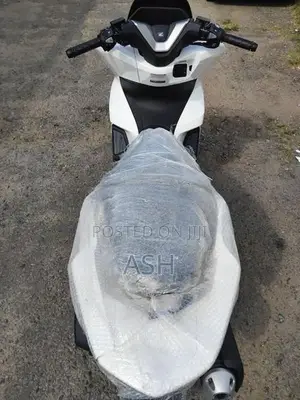 Honda PCX160 2025