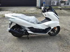 Honda PCX160 2025