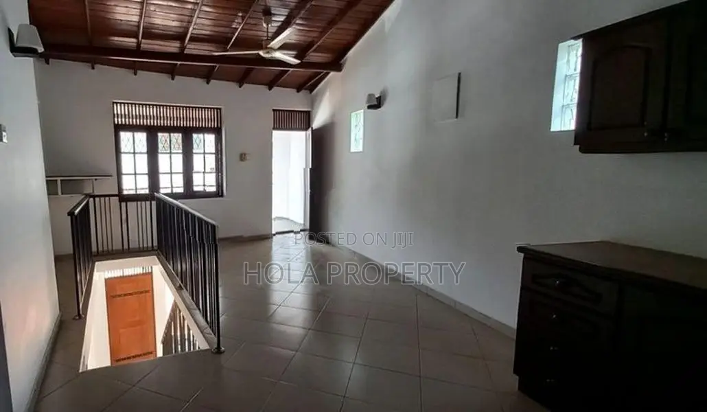 2 Bedroom Pitakotte Single House for Rent