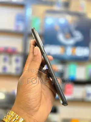 Realme 9i 128GB (Used)
