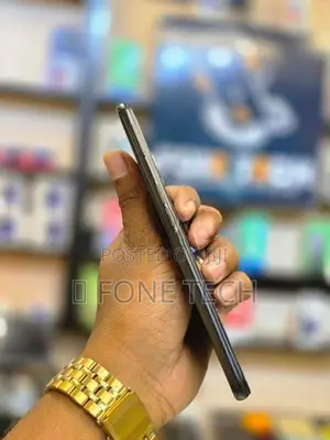 Realme 9i 128GB (Used)