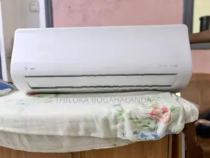 Midea Air Condition 12000BTU
