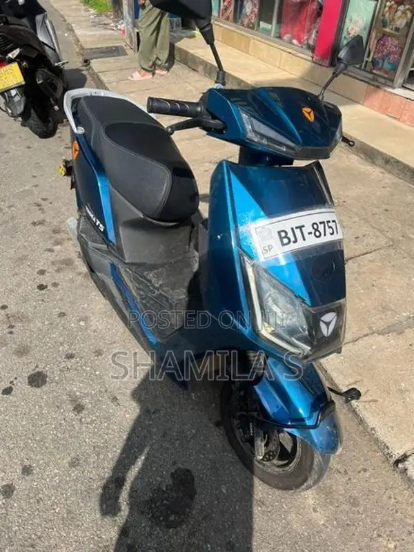 Yadea T5 2025