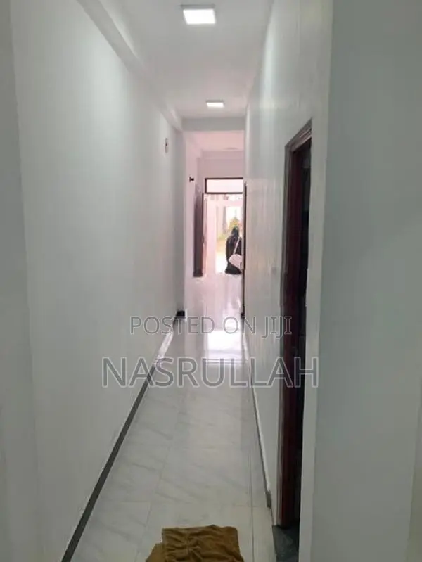 House for Lease - Ambagaha Juntion, Wellampitiya