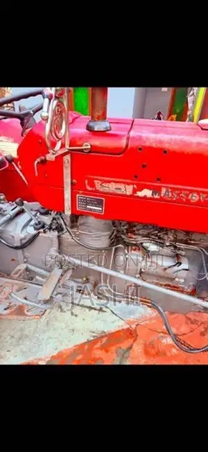 Massey Ferguson 135 2015