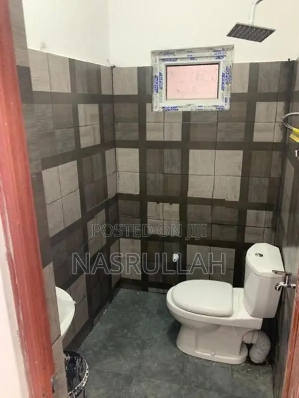House for Lease - Ambagaha Juntion, Wellampitiya