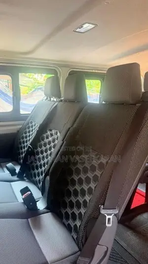 Toyota Hiace 2025