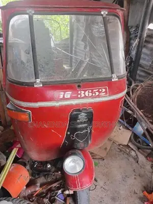 Bajaj RE 1994
