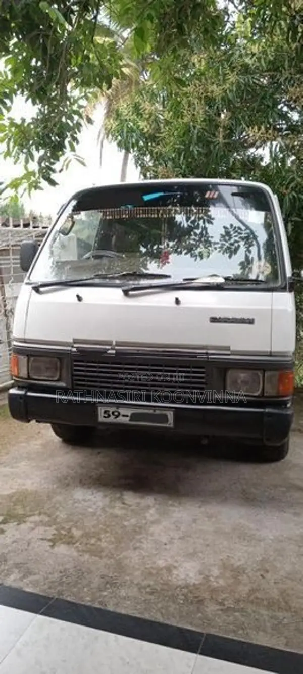 Nissan Caravan 1992