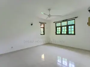 Cozy Residential House for Sale in Kottawa